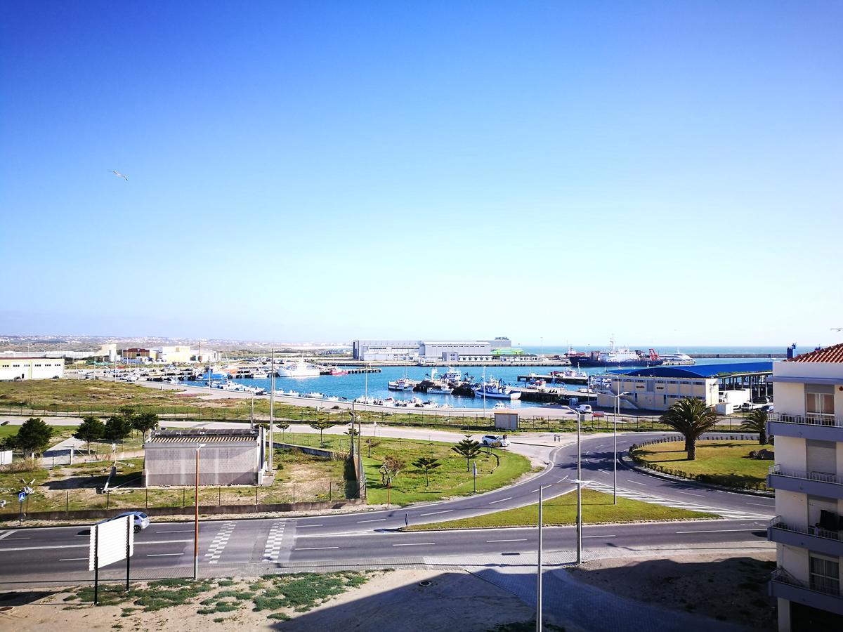 Peniche'S Blue & Yellow Extérieur photo